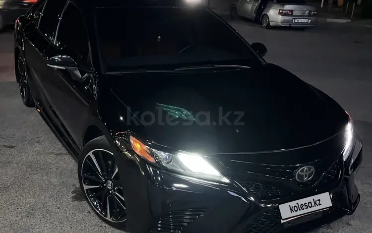 Toyota Camry 2019 года за 10 000 000 тг. в Актау
