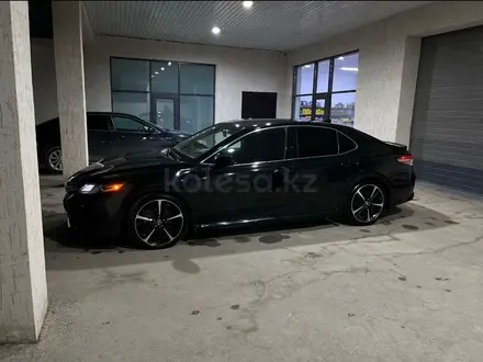 Toyota Camry 2019 года за 10 000 000 тг. в Актау – фото 10