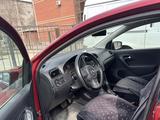 Volkswagen Polo 2011 года за 3 000 000 тг. в Атырау – фото 3