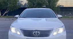 Toyota Camry 2014 года за 11 000 000 тг. в Караганда – фото 2