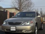 Toyota Camry 2004 годаүшін3 700 000 тг. в Тараз