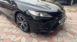 Toyota Camry 2020 года за 15 500 000 тг. в Алматы