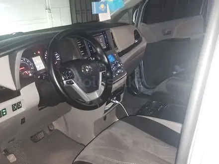 Toyota Sienna 2019 года за 19 500 000 тг. в Шымкент – фото 10