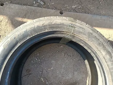 Шины 225/55 R17 — "Bridgestone Potenza RE002" (Индонезия), летние за 145 000 тг. в Астана – фото 8