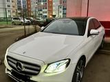 Mercedes-Benz E 300 2016 года за 16 000 000 тг. в Уральск – фото 3