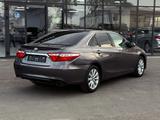 Toyota Camry 2015 года за 8 900 000 тг. в Тараз – фото 2