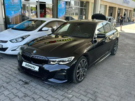 BMW 330 2019 года за 17 000 000 тг. в Алматы