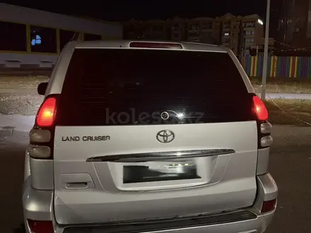 Toyota Land Cruiser Prado 2004 года за 9 500 000 тг. в Актобе – фото 4