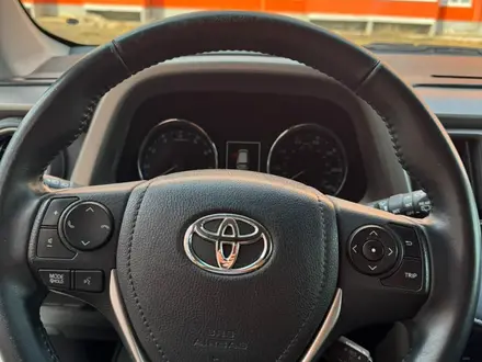 Toyota RAV4 2016 года за 12 000 000 тг. в Уральск – фото 7