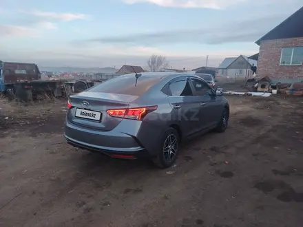 Hyundai Accent 2021 года за 8 000 000 тг. в Усть-Каменогорск – фото 3