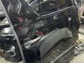 Двери Toyota Alford Wolfire за 101 тг. в Алматы