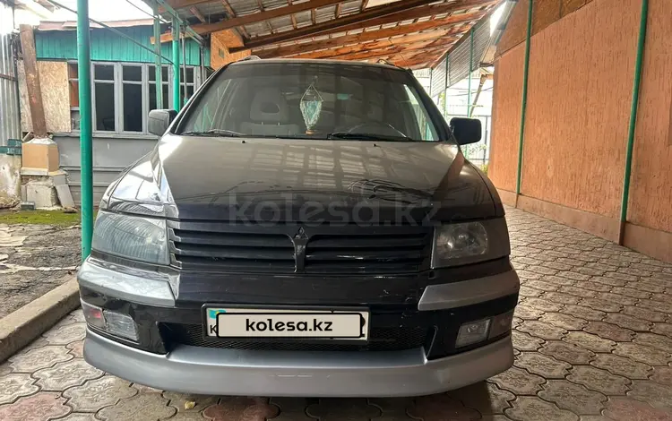 Mitsubishi Space Wagon 1999 года за 2 700 000 тг. в Алматы