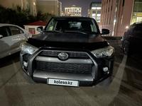 Toyota 4Runner 2014 годаfor17 200 000 тг. в Астана