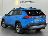 Toyota RAV4 Prestige 2020 года за 12 900 000 тг. в Астана – фото 2