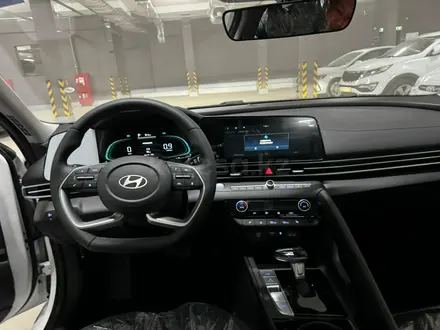 Hyundai Elantra 2024 года за 8 700 000 тг. в Шымкент – фото 39