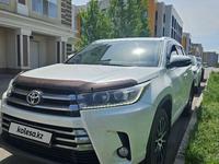 Toyota Highlander 2018 года за 18 000 000 тг. в Астана