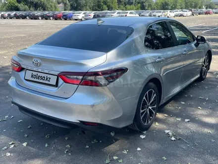 Toyota Camry 2021 года за 9 793 800 тг. в Алматы – фото 4