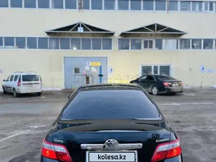 Toyota Camry 2009 года за 8 550 000 тг. в Уральск – фото 3