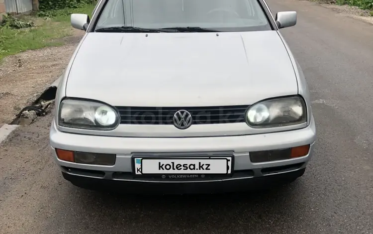 Volkswagen Golf 1996 года за 2 300 000 тг. в Алматы