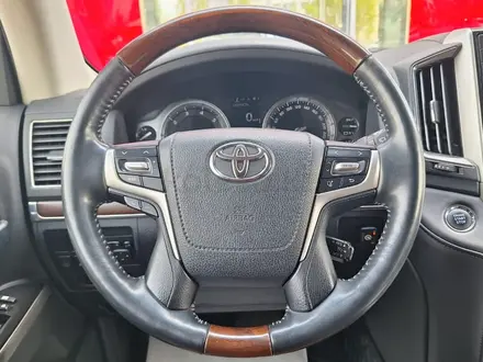 Toyota Land Cruiser 2015 года за 26 900 000 тг. в Астана – фото 13