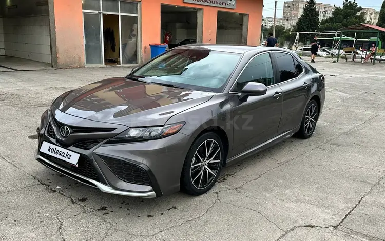 Toyota Camry 2021 годаүшін12 600 000 тг. в Алматы