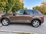 Volkswagen Touareg 2011 года за 12 500 000 тг. в Алматы – фото 3