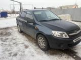 ВАЗ (Lada) Granta 2190 2013 года за 900 000 тг. в Атырау