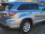 Toyota Highlander 2016 годаүшін10 500 000 тг. в Актобе – фото 3