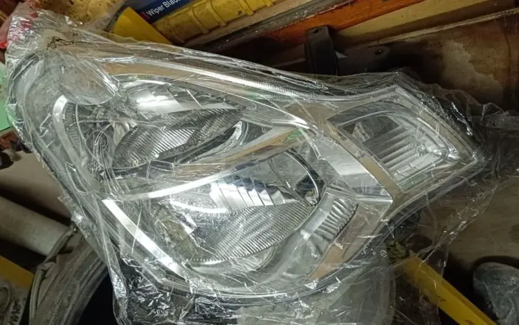 Фара Ниссан Альмера g15 за 27 000 тг. в Астана