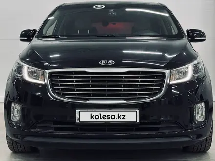 Kia Carnival 2016 года за 14 500 000 тг. в Костанай