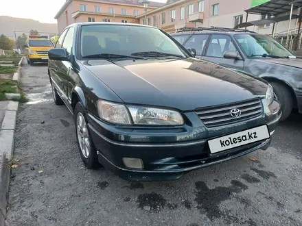 Toyota Camry 1998 года за 3 900 000 тг. в Сарканд – фото 10