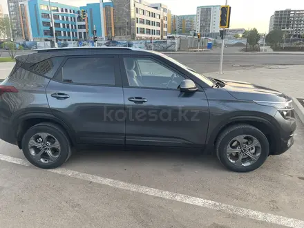 Kia Seltos 2022 года за 9 300 000 тг. в Астана – фото 3