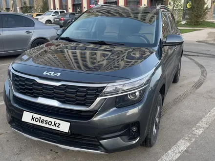 Kia Seltos 2022 года за 9 300 000 тг. в Астана