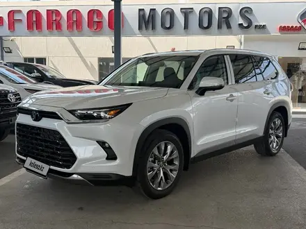 Toyota Grand Highlander 2026 года за 35 500 000 тг. в Семей