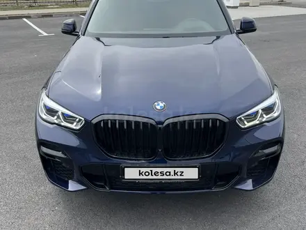 BMW X5 2021 года за 49 000 000 тг. в Астана – фото 3