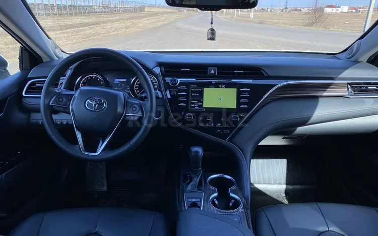 Toyota Camry 2018 годаүшін13 700 000 тг. в Экибастуз