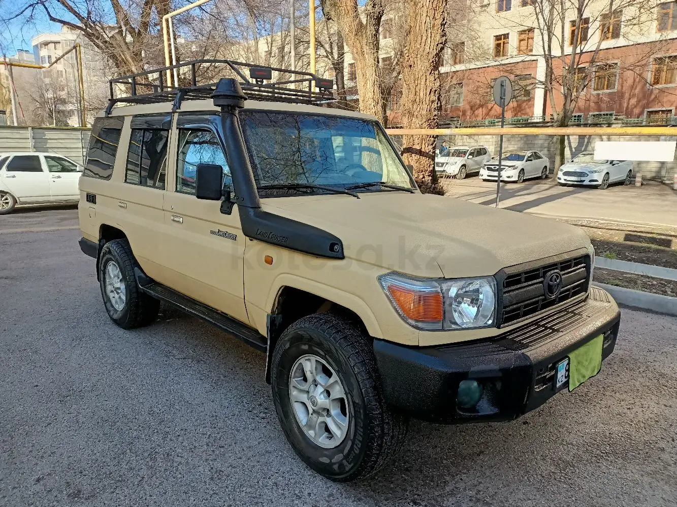 Toyota Land Cruiser, 2013