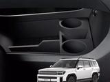 Вставной лоток в центральную консоль Hyundai Santa Fe 2024/25 за 12 000 тг. в Алматы
