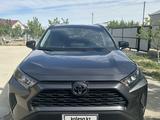 Toyota RAV4 2021 года за 11 100 000 тг. в Кульсары