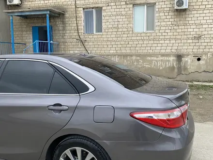 Toyota Camry 2015 года за 6 000 000 тг. в Атырау – фото 11