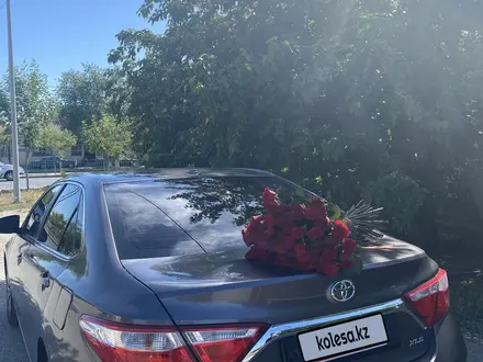 Toyota Camry 2015 года за 6 000 000 тг. в Атырау – фото 3