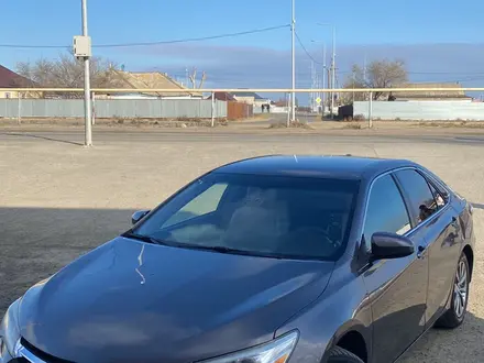 Toyota Camry 2015 года за 6 000 000 тг. в Атырау – фото 9