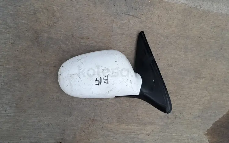 На Nissan Sunny b15 зеркало правое за 10 000 тг. в Алматы