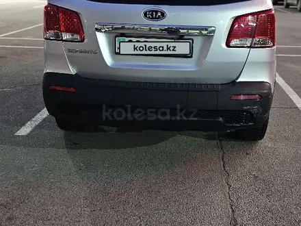 Kia Sorento 2011 года за 7 000 000 тг. в Алматы – фото 5
