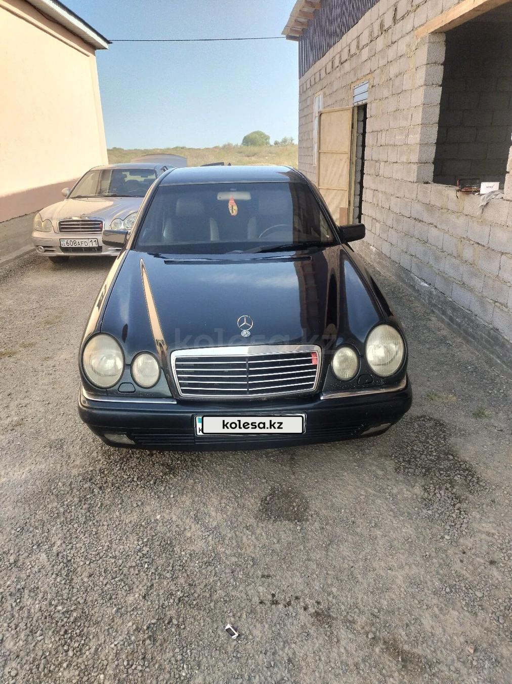 Mercedes-Benz E 240 1998 г.