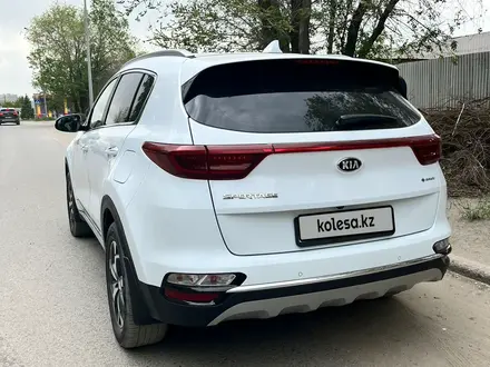 Kia Sportage 2020 года за 12 600 000 тг. в Семей – фото 2