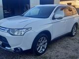 Mitsubishi Outlander 2015 года за 8 550 000 тг. в Астана – фото 3