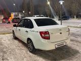 ВАЗ (Lada) Granta 2190 2017 года за 3 500 000 тг. в Актобе – фото 3