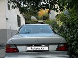 Mercedes-Benz E 300 1992 годаүшін1 950 000 тг. в Алматы