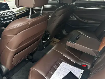 BMW 540 2017 года за 19 500 000 тг. в Шымкент – фото 13